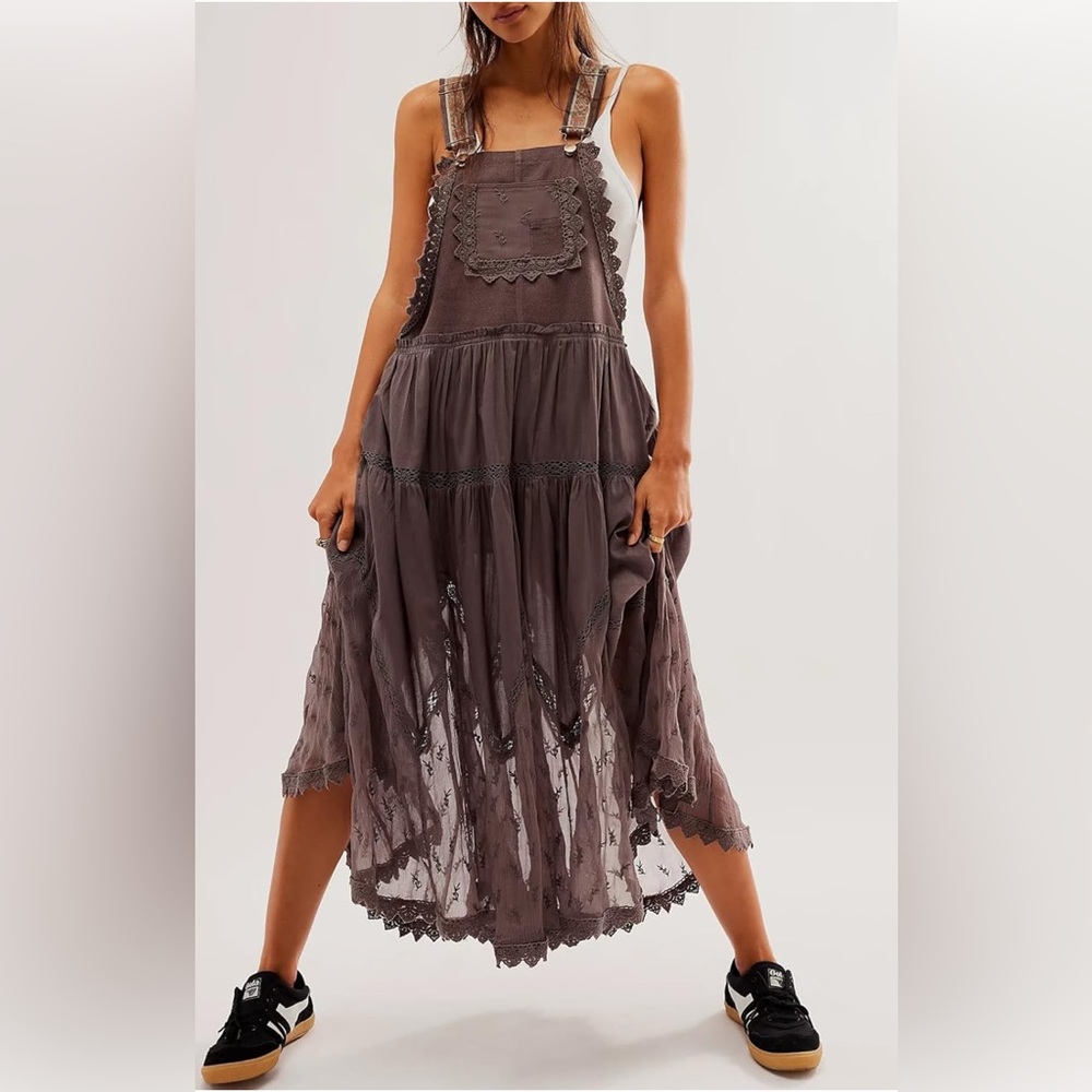 Bohemian High-Low Apron Dress in Taupe